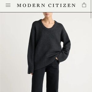 Modern Citizen Archie deep U neck crew in charcoal